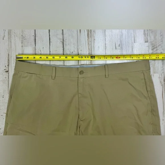 Nike Golf Shorts Men Size 40 Tan Polyester Blend 11” Inseam - Picture 4 of 10
